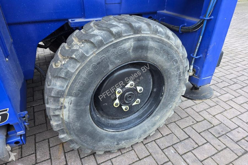منصة تلسكوبية JLG Diesel, 4x4 Drive, 23m...
