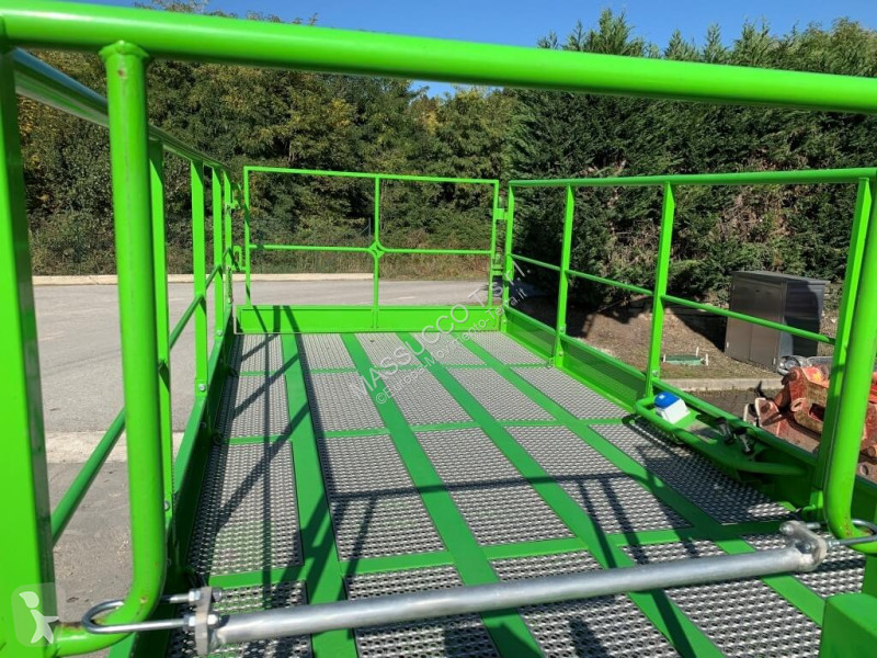 منصة تلسكوبية Merlo PL15 - 4X4