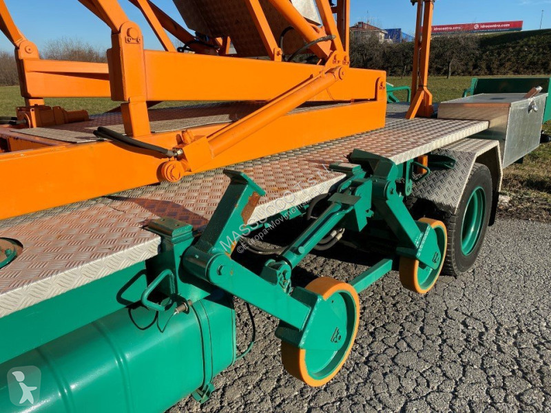 منصة تلسكوبية DAF LF