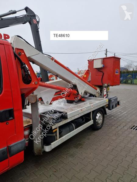 منصة تلسكوبية Iveco MX200