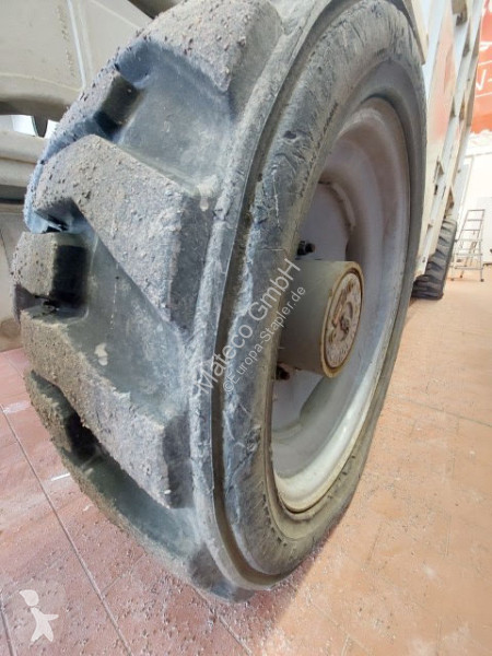 منصة تلسكوبية Genie GS4390