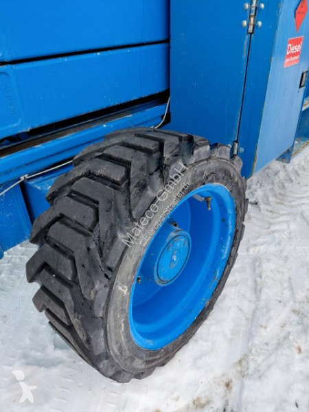 منصة تلسكوبية Genie GS4390