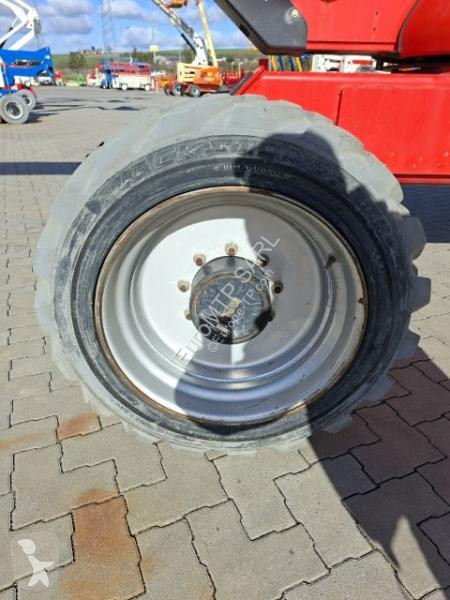 Вишка JLG
