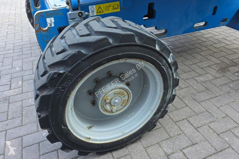Вишка Genie Z45/25JRT Diesel, 4x4 Drive, 16m...