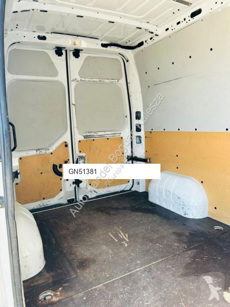 Lift Renault 121ft