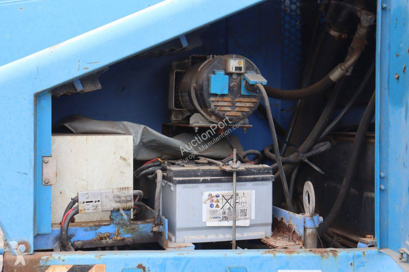 Plataforma elevadora Aichi SP18A
