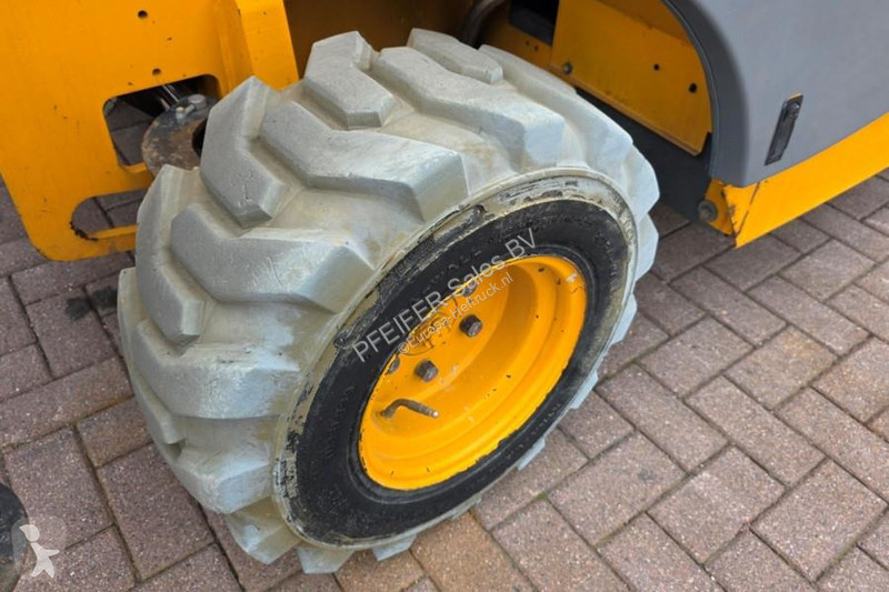 升降机 Haulotte Compact 12DX Diesel, 4x4 Drive,...