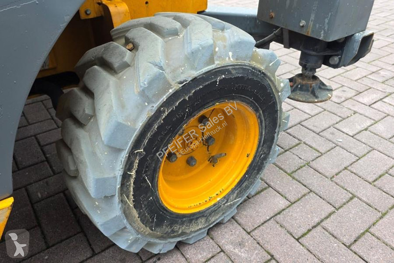 升降机 Haulotte Compact 12DX Diesel, 4x4 Drive,...