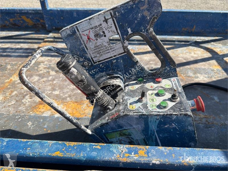 升降机 Haulotte Electric Scissor Lift