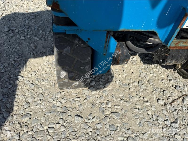 Автовышка Genie Electric Scissor Lift