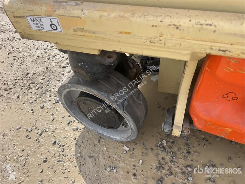 Plataforma JLG Electric Scissor Lift (Inoperable)
