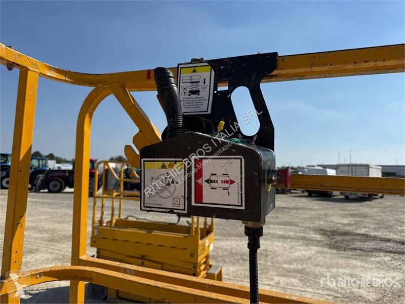 Emelőkosár Haulotte 8W Electric Scissor Lift