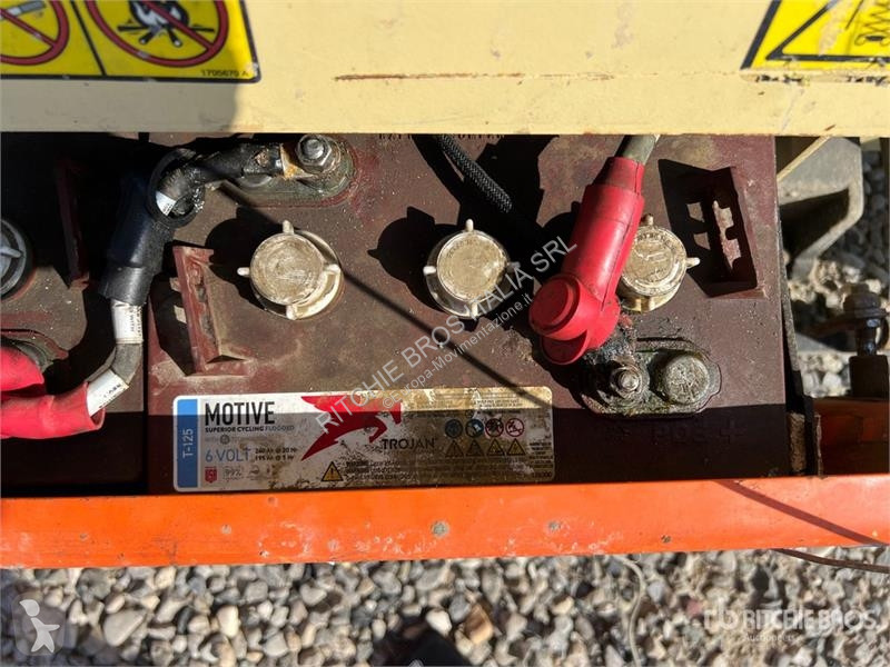 Plataforma elevadora JLG 2632ES