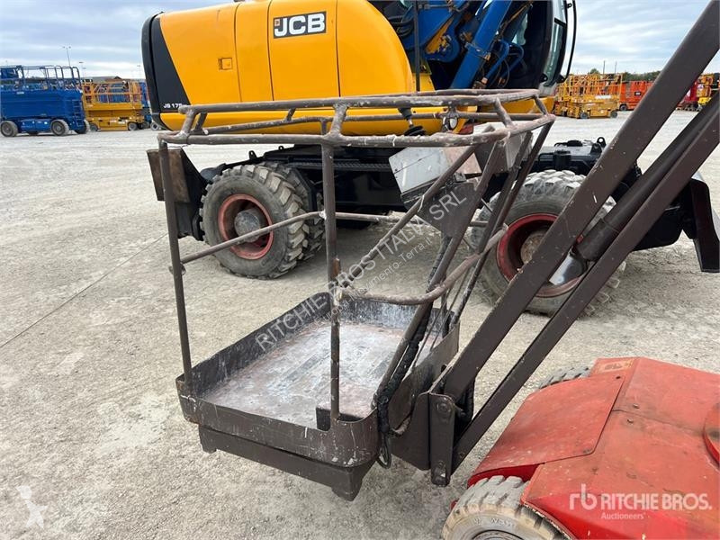 Plataforma elevadora Manitou 105VJR