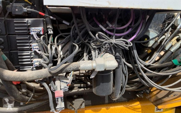 منصة تلسكوبية Manitou nacelle automotrice a...