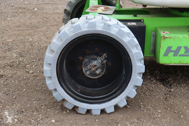 Plataforma elevadora Niftylift HR17 Hybrid 4WD