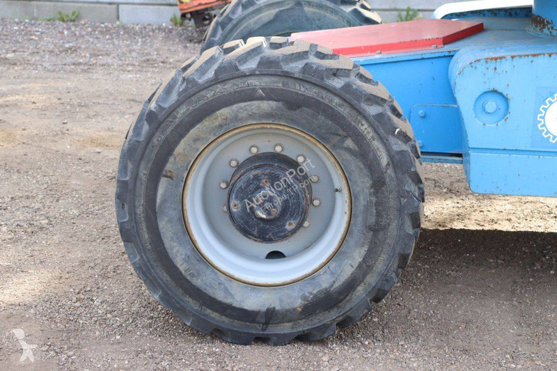 Plataforma elevadora Aichi SP21AJ