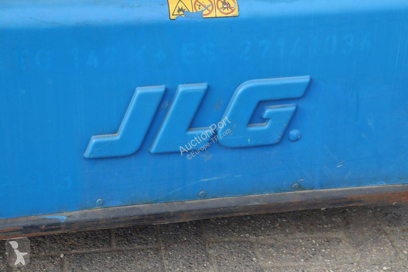 Plataforma elevadora JLG