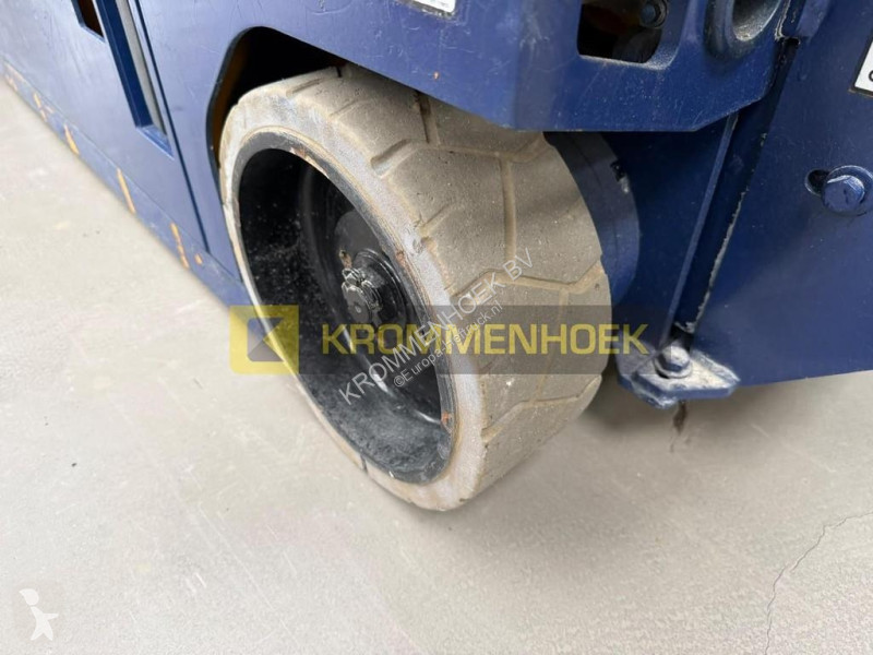 Plataforma JCB S 1930 E
