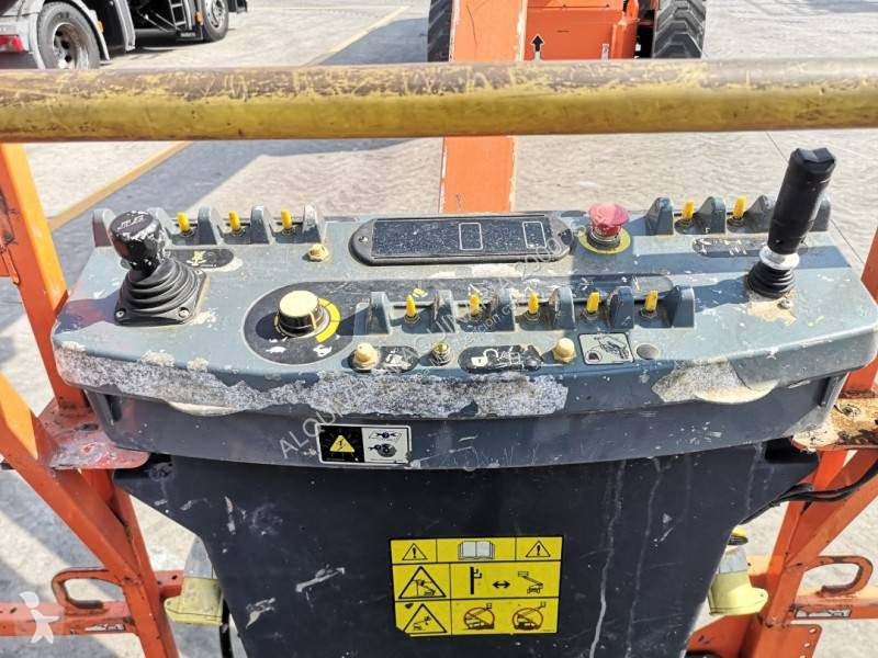 Piattaforma aerea JLG Jlg 1250 ajp