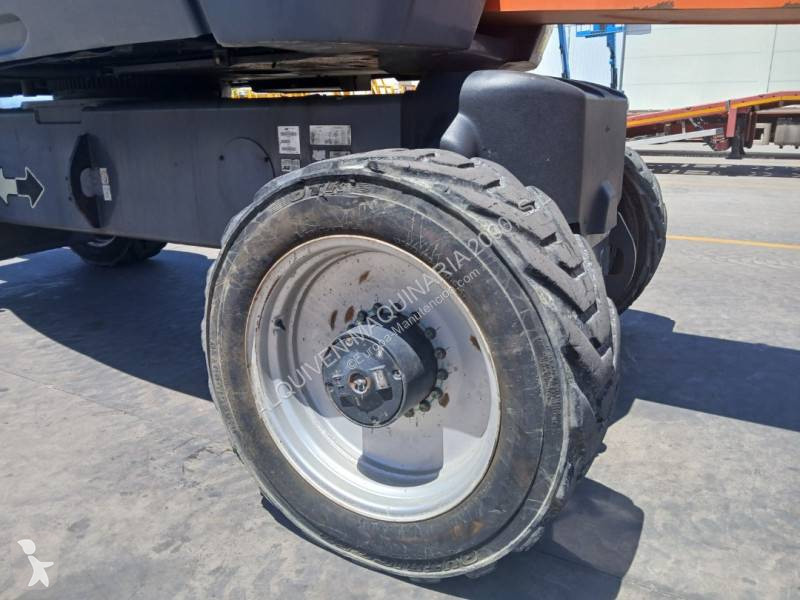 منصة تلسكوبية JLG Jlg 1250 ajp año 2014
