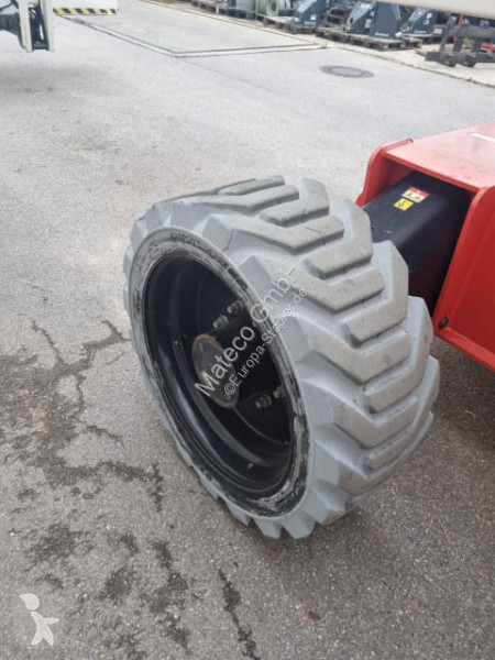 Vysokozdvižná plošina Niftylift HR28 HYBRID 4X4