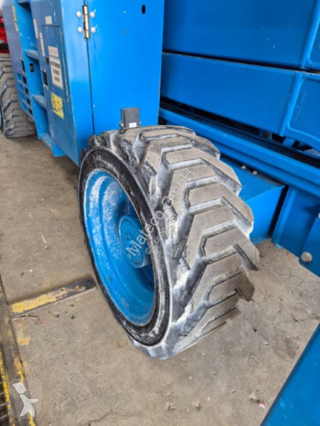 منصة تلسكوبية Genie GS3390