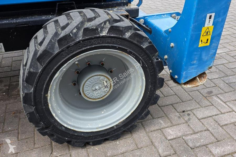 Vysokozdvižná plošina Genie GS5390 Diesel, 4x4...