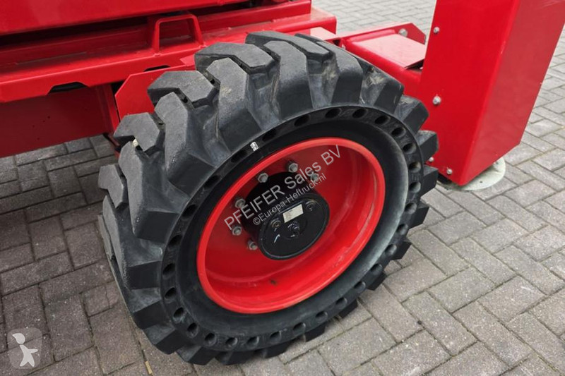 Vysokozdvižná plošina  SR1623D Diesel 4x4...