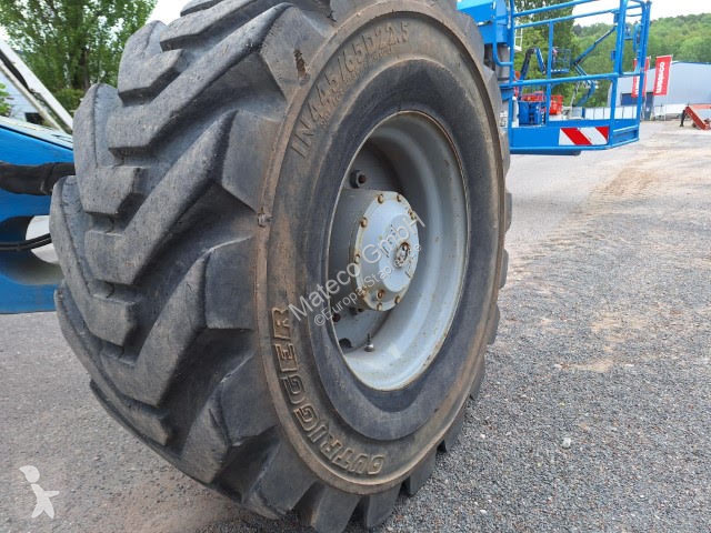 منصة تلسكوبية Genie Z135/70