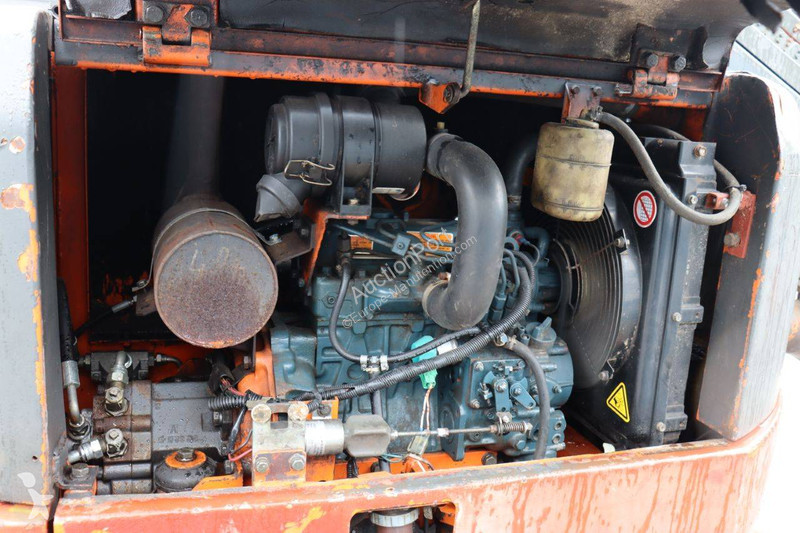 Nacela Hitachi HX99B