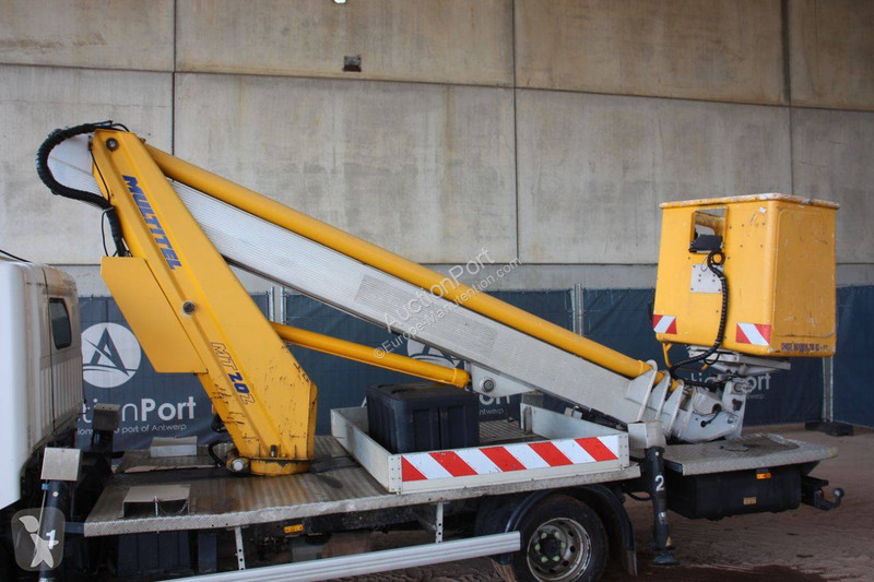 Gondola Renault 120 DXI