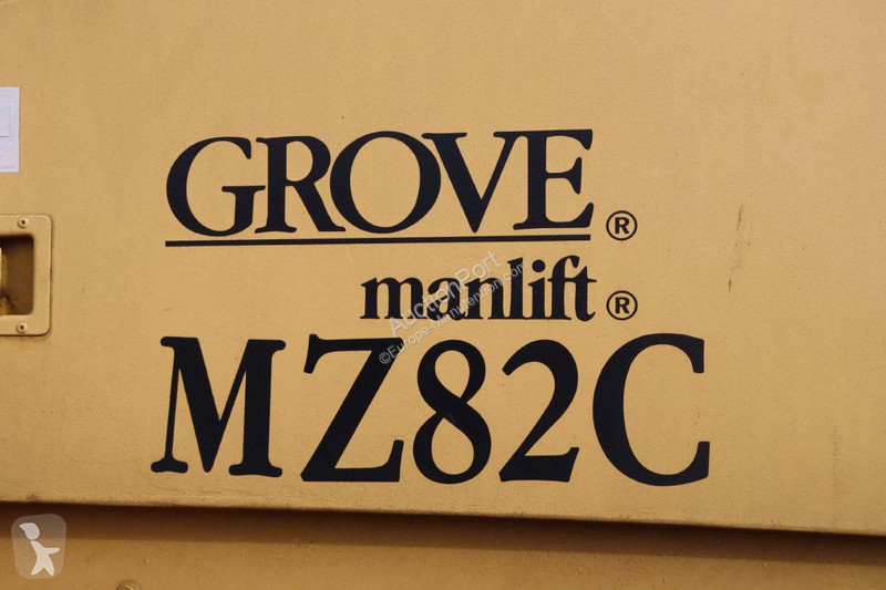 Plataforma elevadora Grove MZ82C