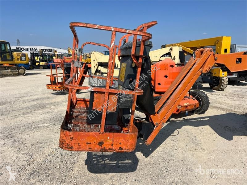 Emelőkosár JLG Articulating Boom Lift