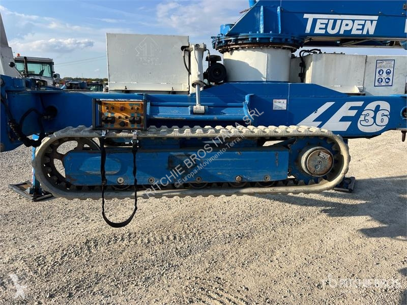 Plataforma elevadora Teupen LEO 36 H Crawler...