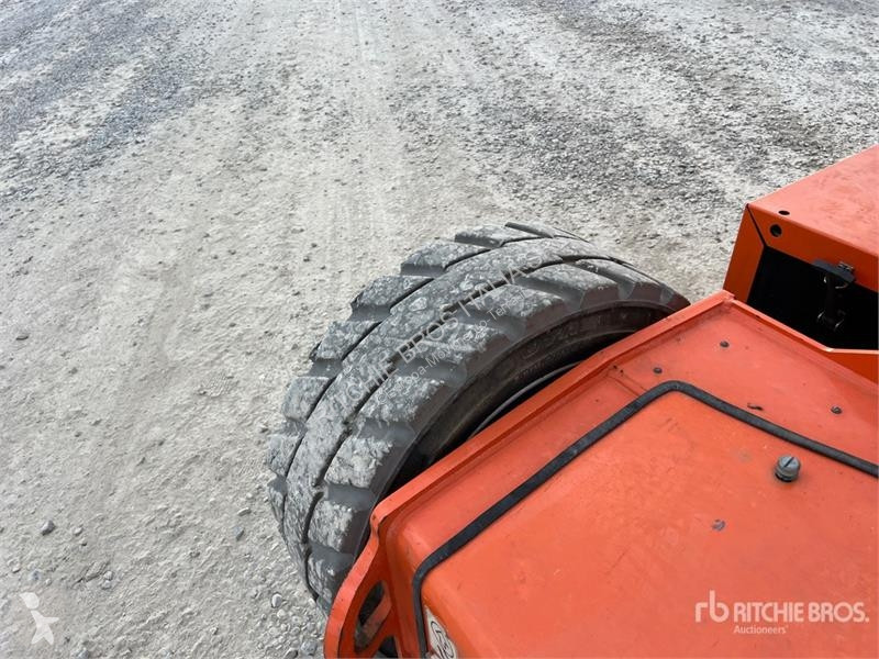 Plataforma elevadora JLG 450AJ  Electric...