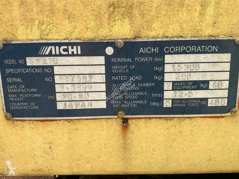 Plataforma elevadora Aichi SR210