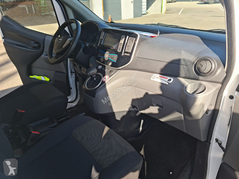 منصة تلسكوبية Klubb K20 / NISSAN NV200