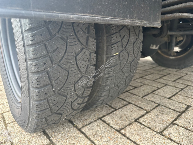 Hoogwerker Palfinger P 260 B op Nissan Cabstar