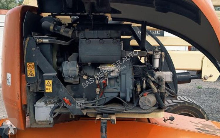 Nacelle JLG nacelle articulee automotrice diesel