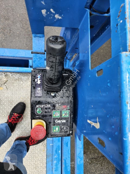 Plataforma elevadora Genie GS-3369 BE