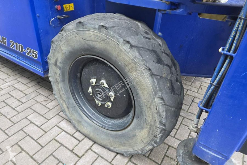منصة تلسكوبية JLG Diesel, 4x4 Drive, 23m...