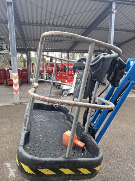 منصة تلسكوبية Niftylift HR17 HYBRID 4X4