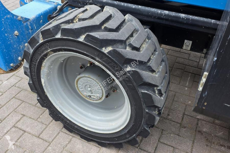 Vysokozdvižná plošina Genie GS5390 Diesel, 4x4...