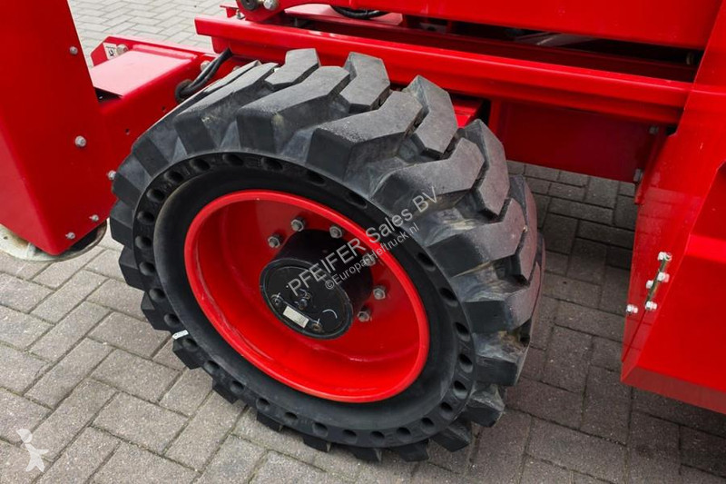 Vysokozdvižná plošina  SR1623D Diesel 4x4...