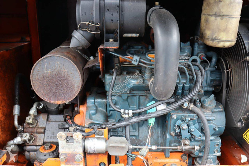 Nacela Hitachi HX99B