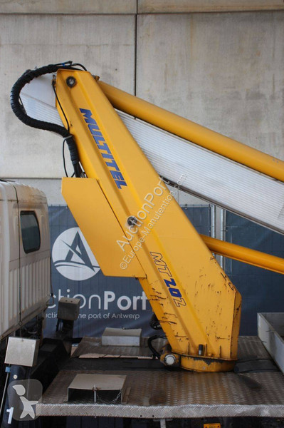 Gondola Renault 120 DXI