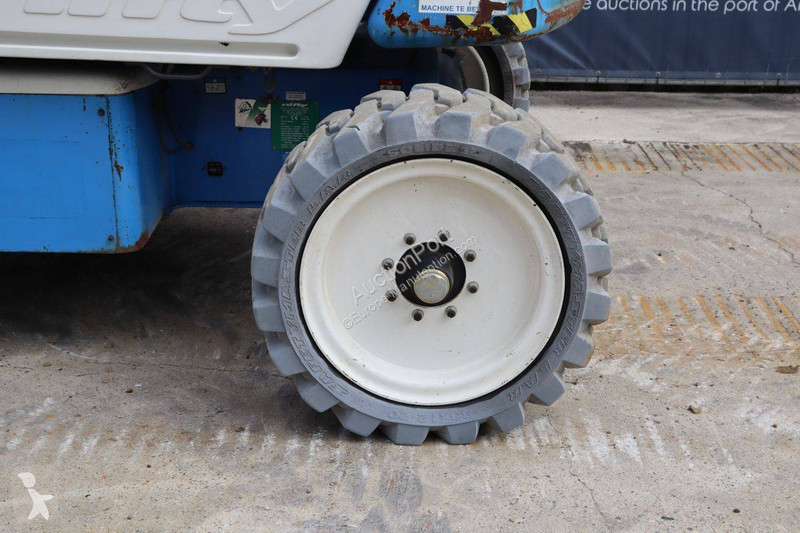 Plataforma elevadora Niftylift HR21DE 2WD