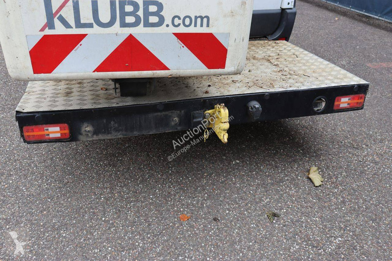 Plataforma elevadora Renault KLUBB KL32