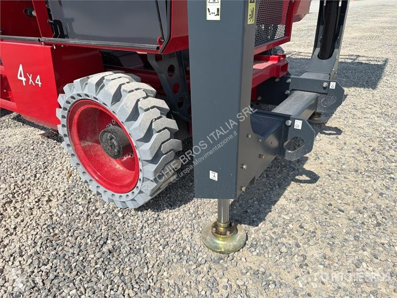 Автовишка Magni DS1523RTP 4x4 Diesel Scissor...